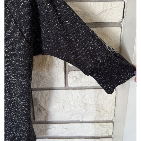 BKE Black Silver Blouse Sz Small Shimmer Leopard  Print Knit Top Holiday Party - Picture 7 of 7